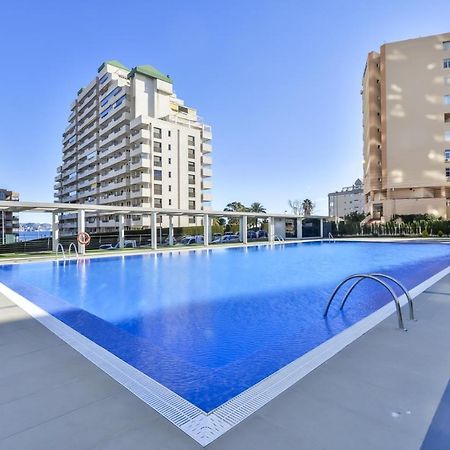 Villas Guzman - Calalga カルプ エクステリア 写真
